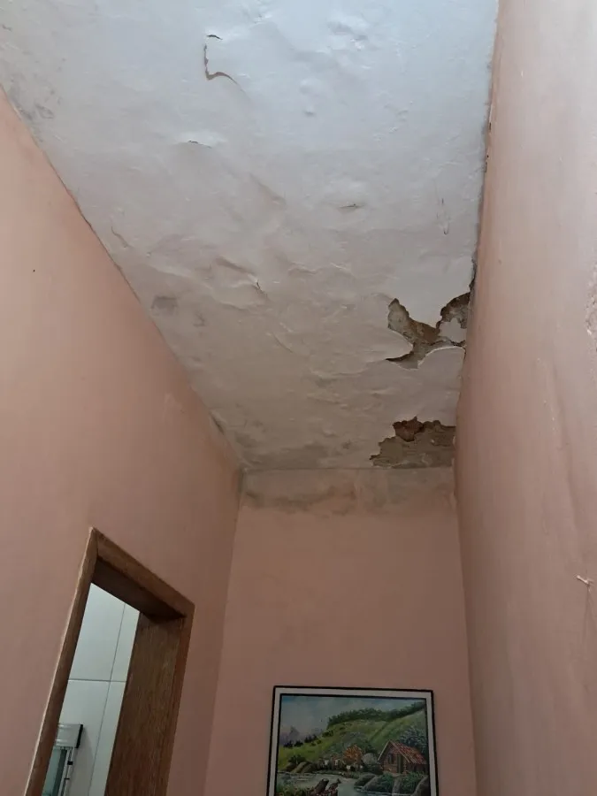 Imagem Casa para Venda em Rio de Janeiro, Santíssimo, 2 dormitórios, 2 banheiros, 1 vaga