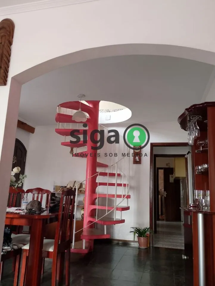 Imagem Casa a venda 216 m² 3 dormitórios, 2 vagas - Parque Marabá - Taboão da Serra -SP