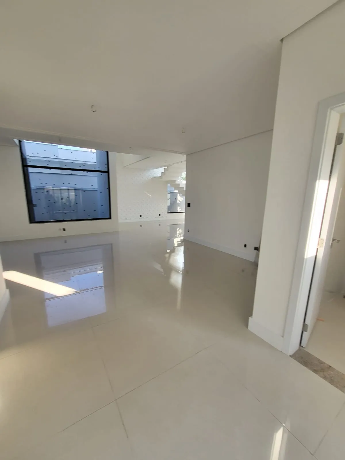 Imagem Casa de alto padrão para venda no Alphaville Nova Esplanada - Votorantim/SP.