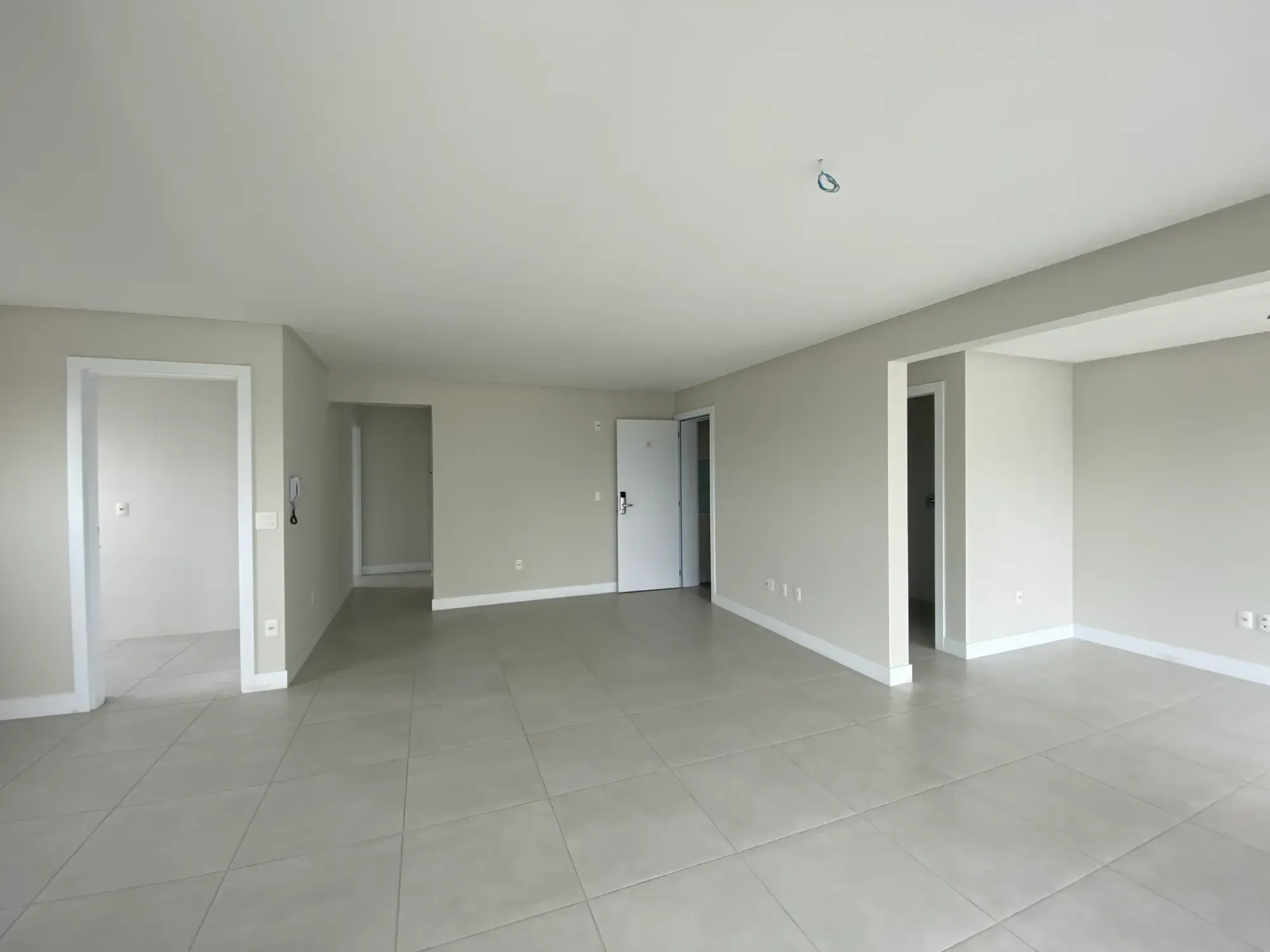 Imagem Apartamento com 3 Quartos à Venda, 93 metros em Centro - Balneário Camboriú