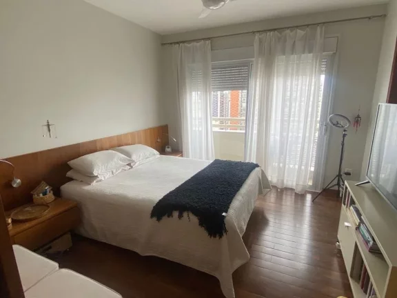 Imagem Apartamento Alto Padrão à Venda em Moema Com 3 Suítes e 3 Vagas