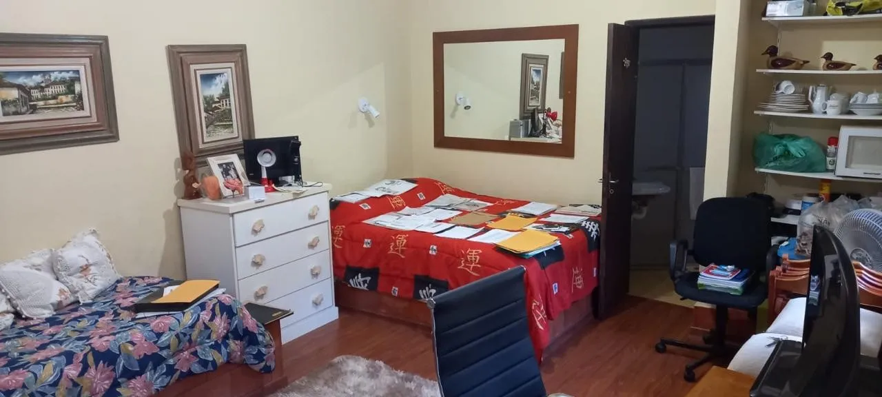Imagem Casa em Condomínio para Venda em Petrópolis / RJ no bairro Itaipava