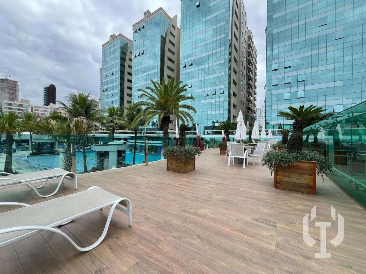 Foto do imóvel Apartamento de luxo à venda, no Villa dos corais em Itapema, Centro, com 5 quartos, 352m2