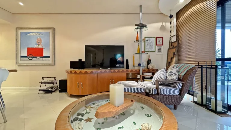 Imagem Apartamento à venda Riviera módulo 6 andar alto com quadra de tênis.