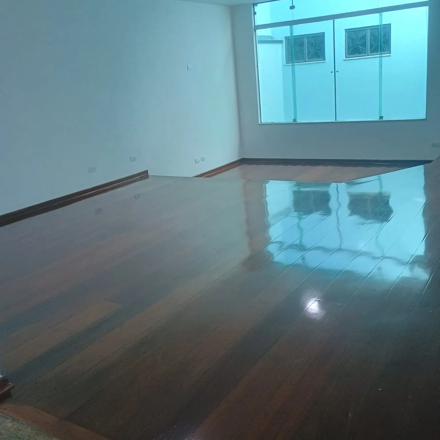 Foto do imóvel Campolim | Casa térrea | 340 m² construídos | Terreno de 360 m² | 3 dormitórios, 1 suíte | Escritório | Closet | 3 vagas | Residencial ou Comercial em PARQUE CAMPOLIM, SOROCABA - SP