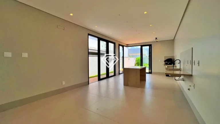 Imagem Casa 3 Suítes, 194 m² c/ lazer à venda no Condomínio Alphaville