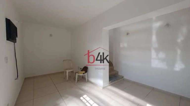 Imagem Casa comercial com 3 quartos sendo 1 suíte para alugar no Brooklin - Rua Santo Arcádio - Brooklin.