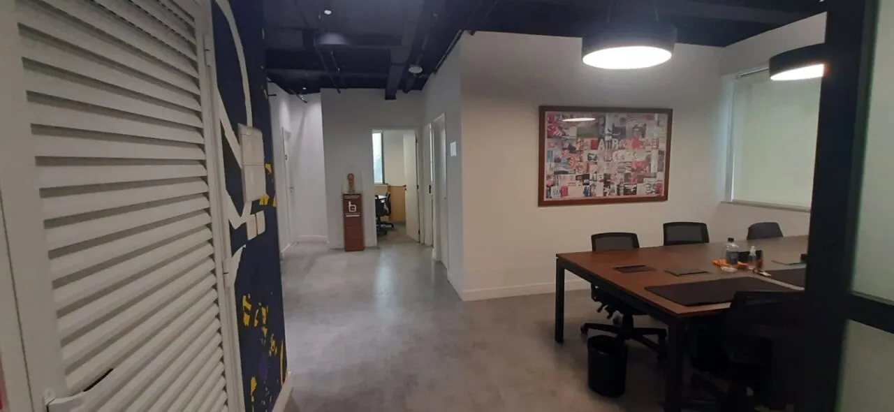 Imagem Escritório Corporativo de 116m² Pronto para Uso no Edifício Parque.