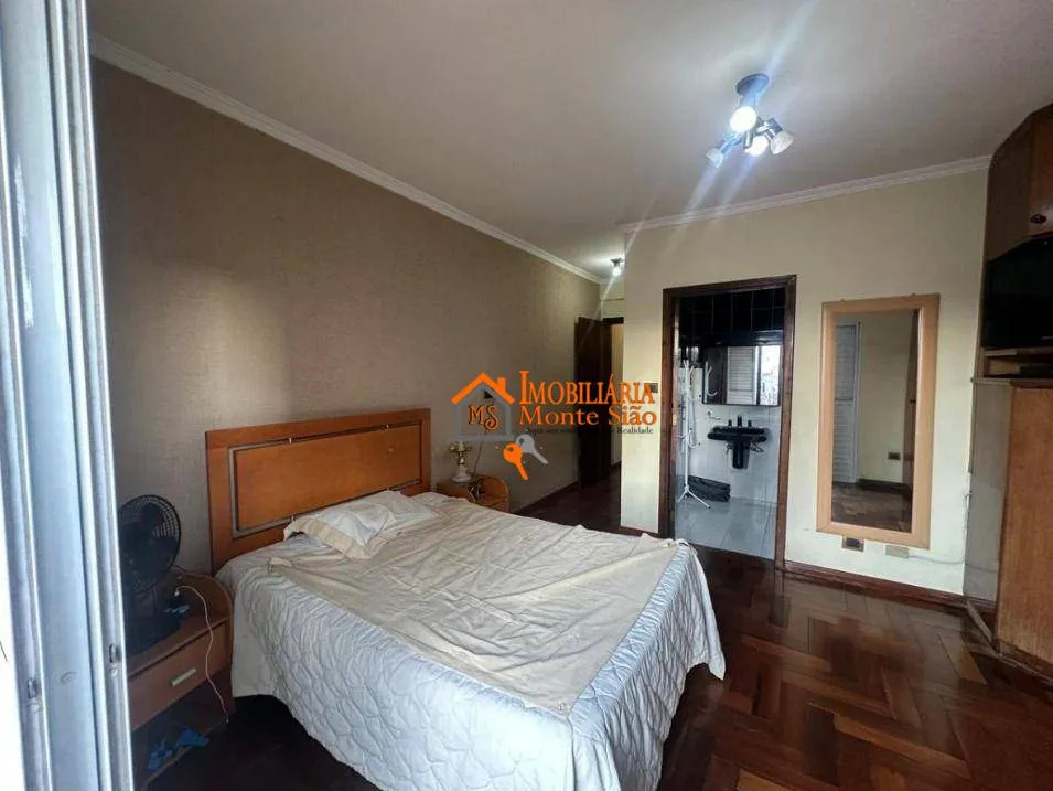 Imagem Sobrado com 3 dormitórios à venda por R$ 960.000 - Jardim Rossi - Guarulhos/SP