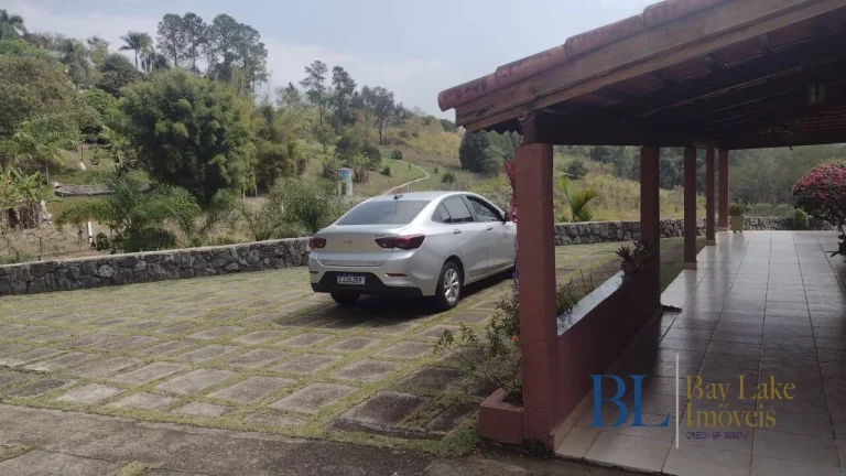 Imagem Vende Chácara Sítio com 5 dormitórios Piscina Guararema SP