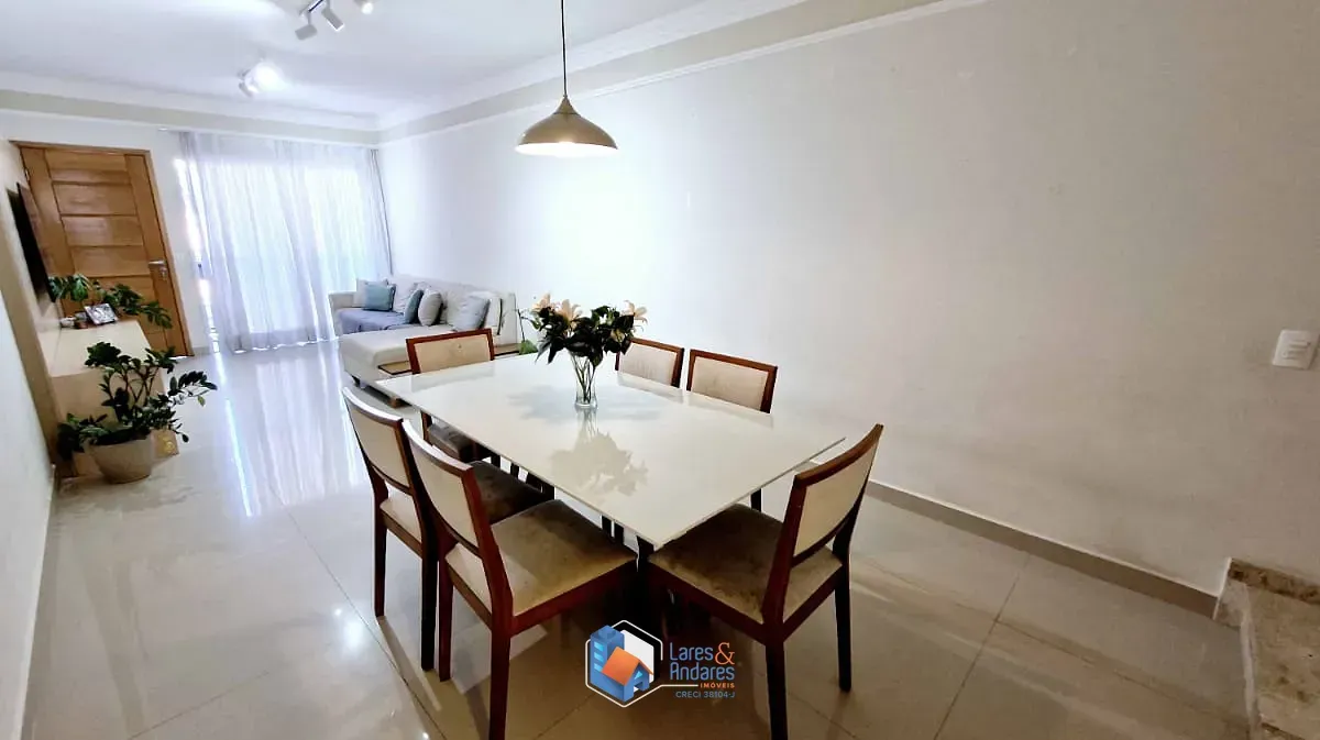 Imagem Sobrado para venda em Tucuruvi com 3 quartos, sendo 3 suítes, 144m²