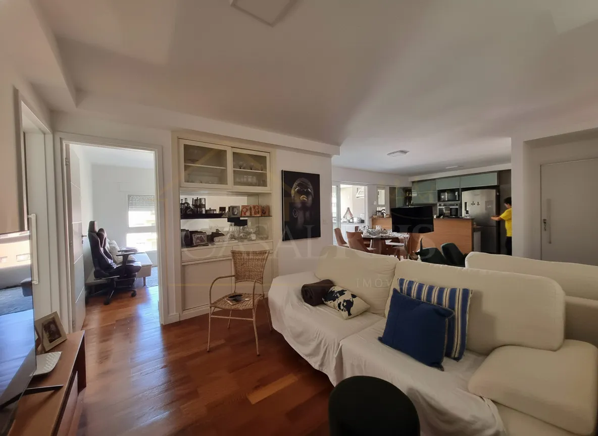 Imagem Apartamento 3 suítes à venda em Centro, Poços de Caldas