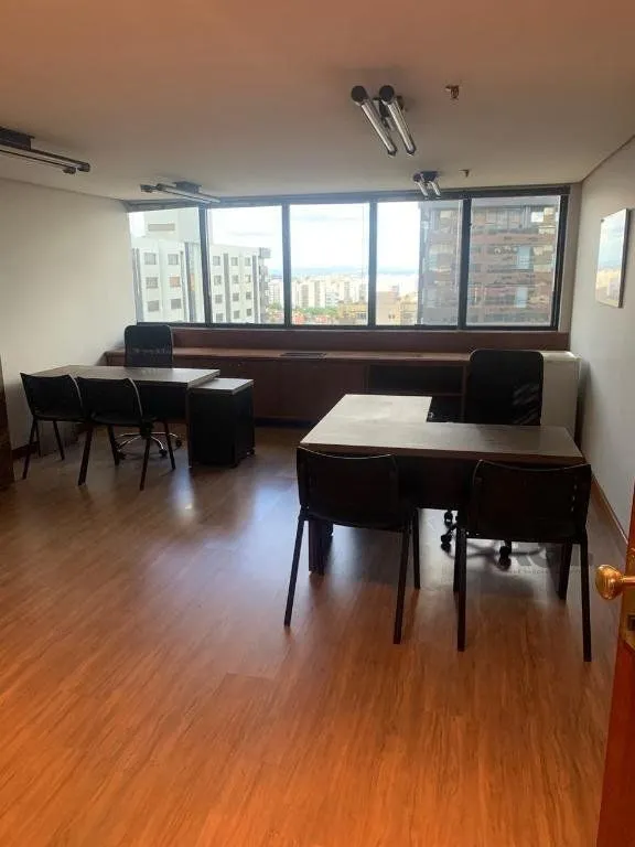 Imagem Vende 7 salas com área privativa de 308,67m² no coração da nova Carlos Gomes