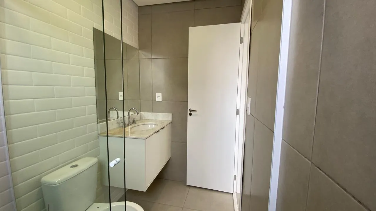 Imagem Luxuoso Apartamento de 3 Suítes no Condomínio JK Boa Vista