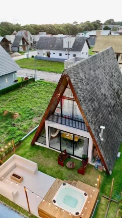 Casa em Bananeiras ,na Serra em Condomínio Fechado com 3 suítes todos Mobiliado e Equipado