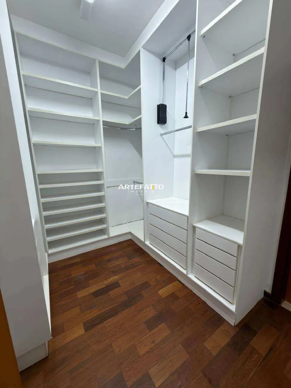 Imagem Casa à venda em Franca, Esplanada Primo Meneghetti, com 3 quartos, 169m2