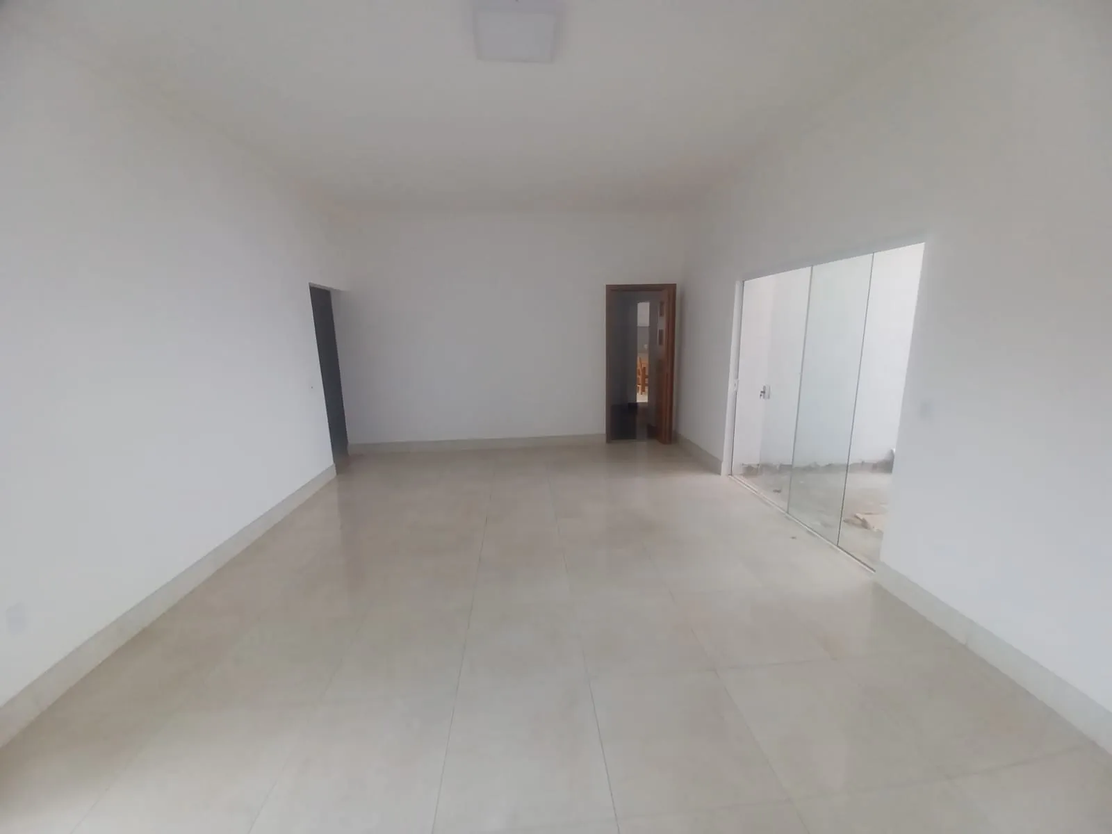 Imagem Magnífica casa térrea no Residencial Solar do Bosque!