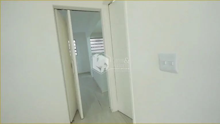 Imagem APARTAMENTO À VENDA COM 44 M², COM 1 DORM. AMPLO, COZINHA AMERICANA, COM ELEVADOR NO 2º ANDAR E BOX DE VIDRO, CONSOLAÇÃO, SÃO PAULO, SP.