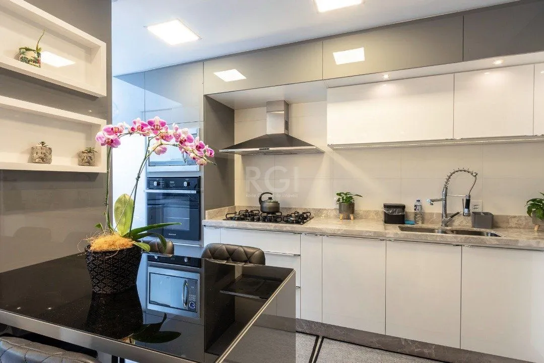 Imagem Casa Condominio para Venda - 202m², 3 dormitórios, sendo 1 suites, 2 vagas - Tristeza