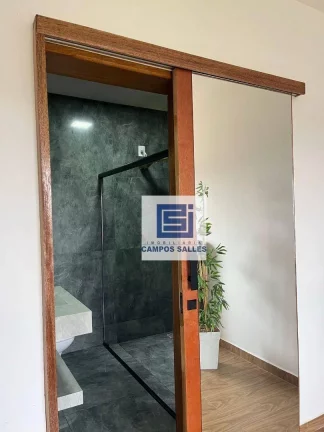 Imagem Casa com 2 dormitórios à venda, 160 m² por R$ 795.000,00 - Nova Araújo - Socorro/SP