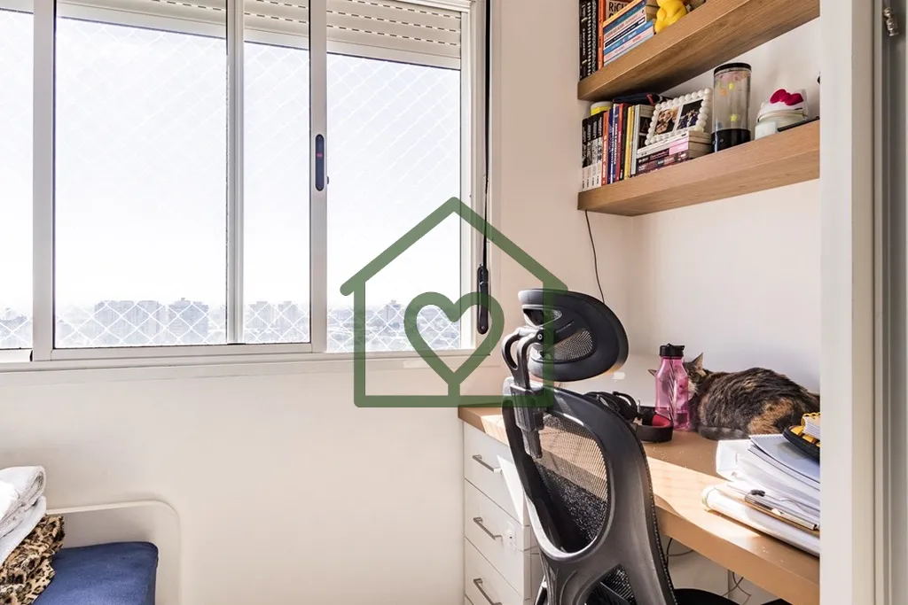 Imagem Descubra o apartamento em Porto Alegre, RS. Localizado no Bairro Vila Ipiranga, este imóvel de 69 m...