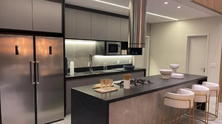 Imagem CASA COM 380 m² - RIVIERA DE SÃO LOURENÇO - BERTIOGA SP