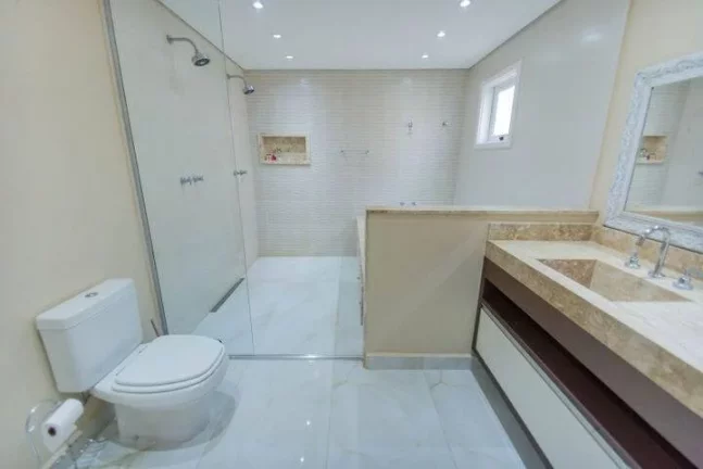Imagem Casa com 360 m² - 3 suítes, em condomínio na Granja Viana!!!