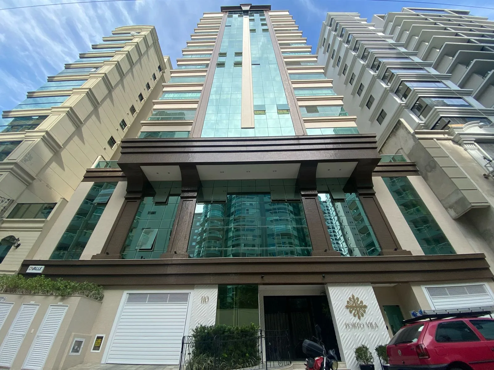 Foto do imóvel Apartamento à venda com 182m2 por R$ 4.690.000,00