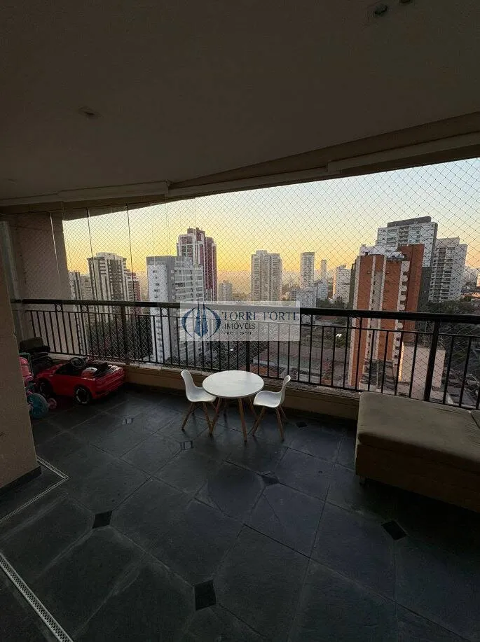 Foto do imóvel Excelente apartamento com 112 m², 3 dormitórios, sendo 1 suíte, 3 vagas em Rua Engenheiro Jorge Oliva