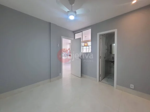 Imagem Apartamento linear reformado, 2 quartos, Centro - Cabo Frio