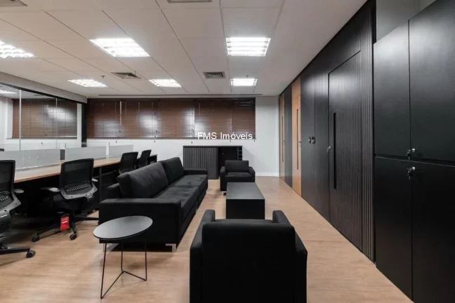 Imagem Conjunto comercial mobiliado com 130m² na Vila Olímpia.
