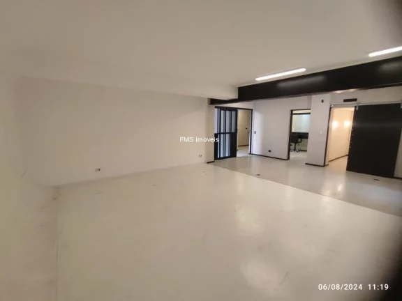 Imagem Casa comercial com 240m² no Jardim América.
