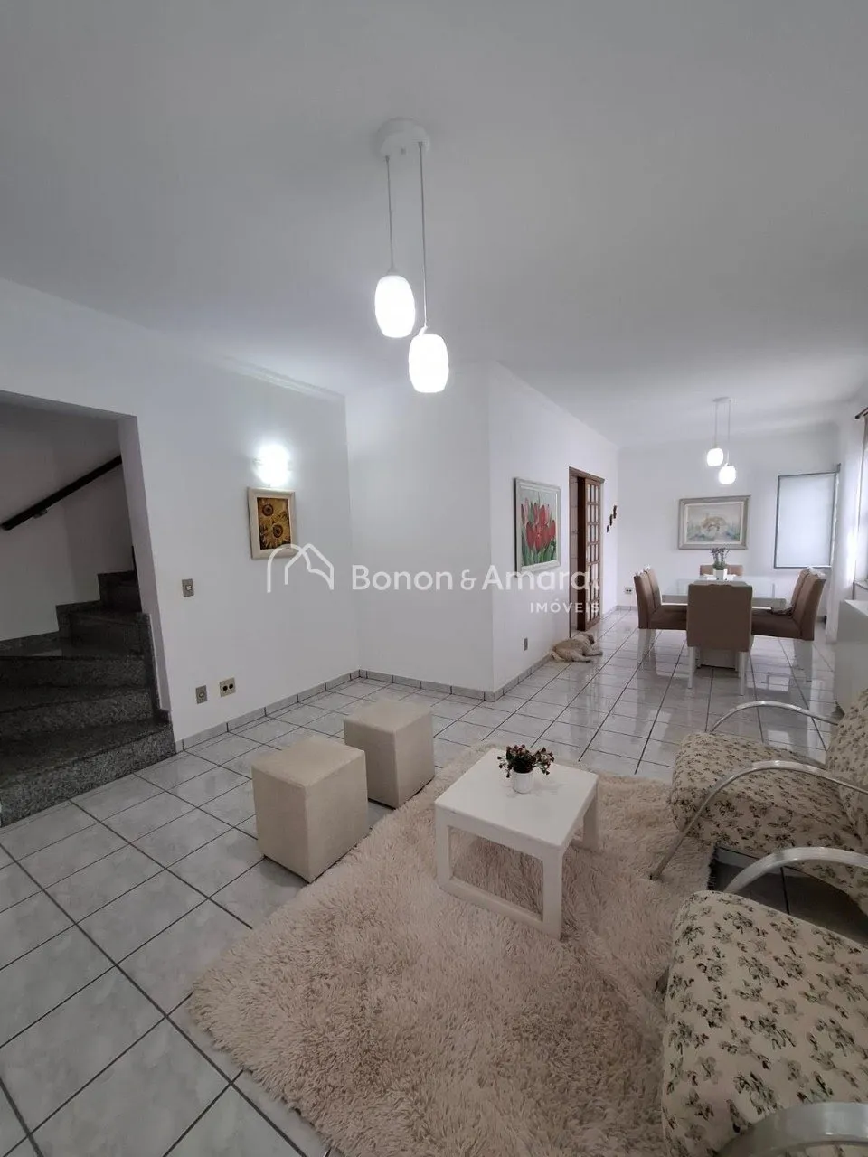 Imagem Casa à venda com 4 quartos, 230m², no Jardim Santa Genebra