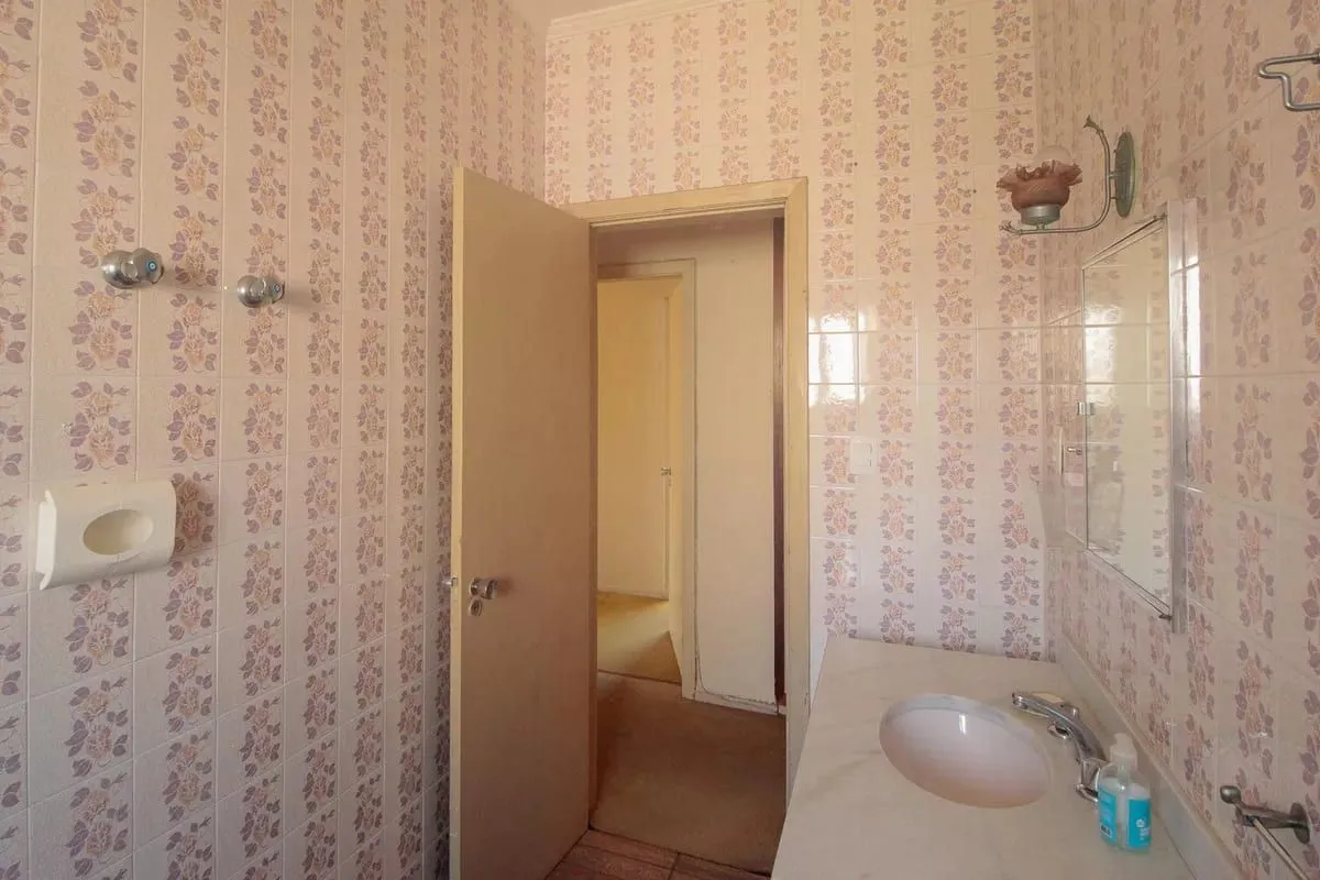 Imagem Vende-se apartamento com 4 quartos (1 suíte), 204 m² e 2 vagas - Rio Branco