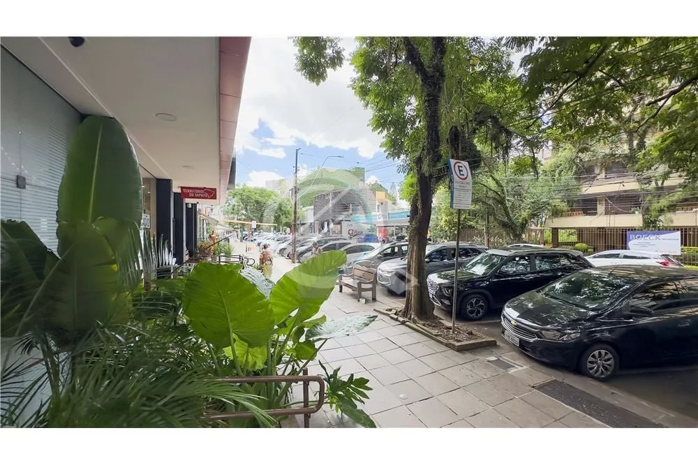Imagem À procura do local perfeito para o seu negócio prosperar? Apresentamos uma oportunidade única em ...