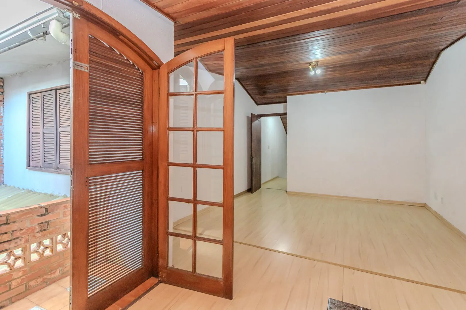 Imagem Casa em Condomínio no Jardim Ypu de 2 dormitórios e vaga DESOCUPADA