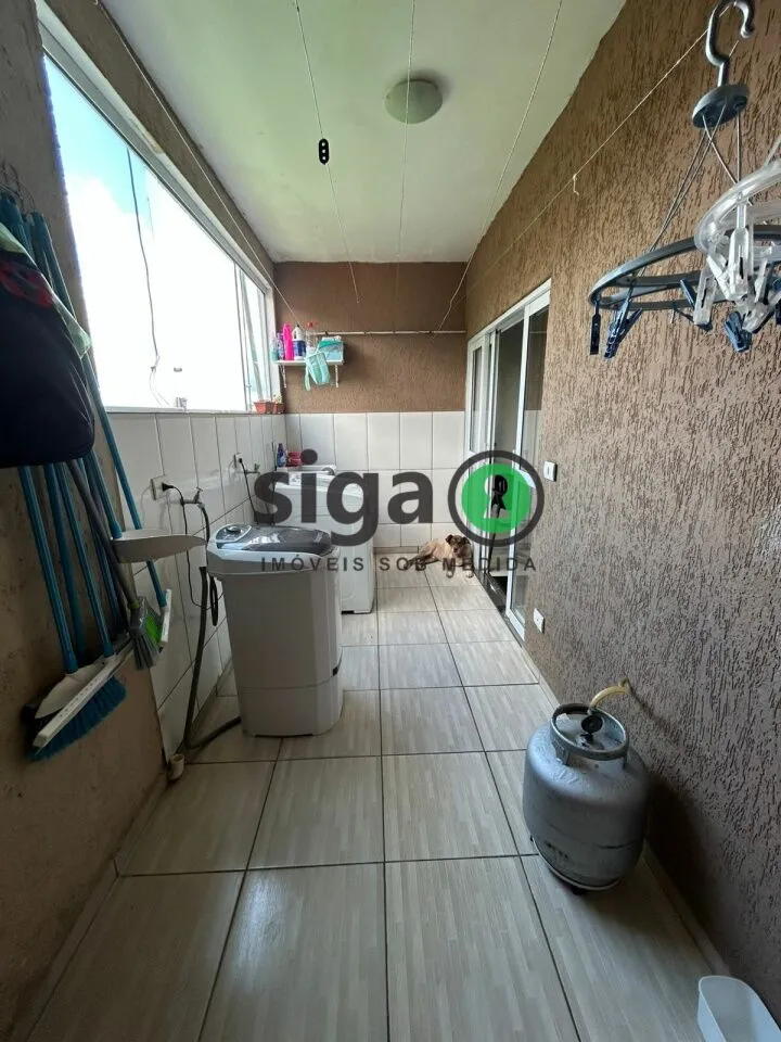 Imagem Linda Casa á venda em Laranjeiras - Casa grande, 4 cagas de garagem e 2 quartos