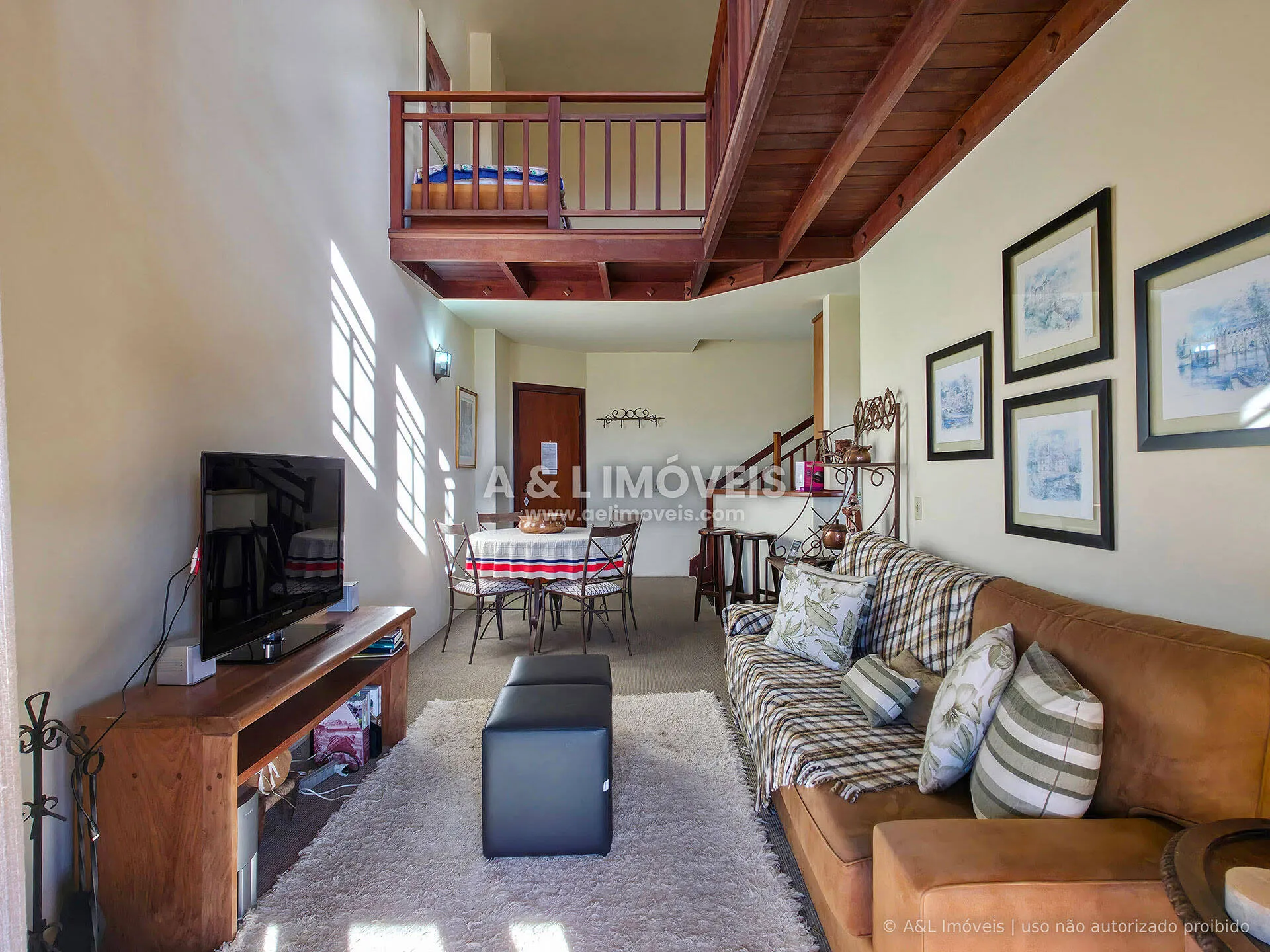 Imagem Apartamento duplex à venda | 100,21 m² | Alto do Capivari, Campos do Jordão