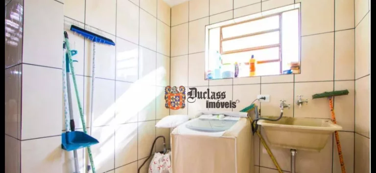 Imagem Sobrado com 3 dormitórios à venda, 179 m² por R$ 700.000,00 - Parque Novo Oratório - Santo André/SP