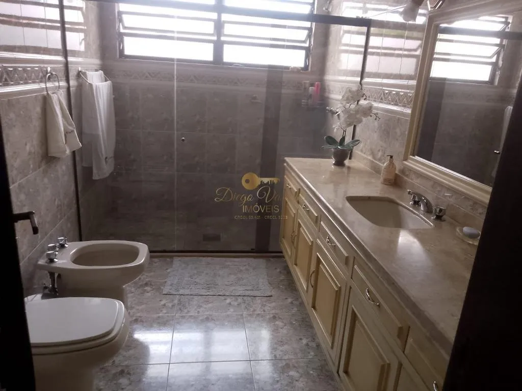 Imagem Casa para Venda em Teresópolis / RJ no bairro Várzea