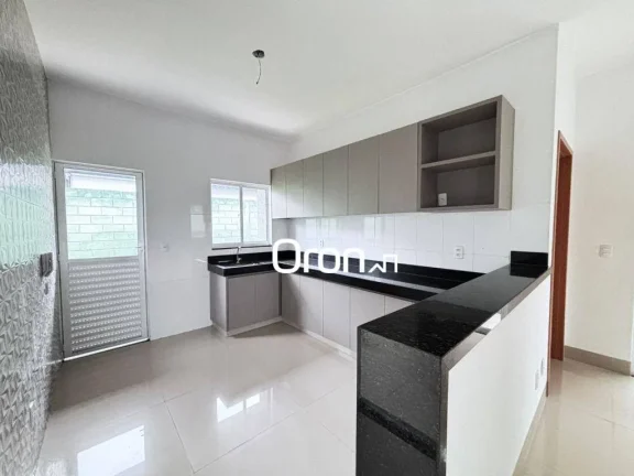 Imagem Casa com 3 dormitórios à venda, 88 m² por R$ 410.000,00 - Chácara São Pedro - Aparecida de Goiânia/GO
