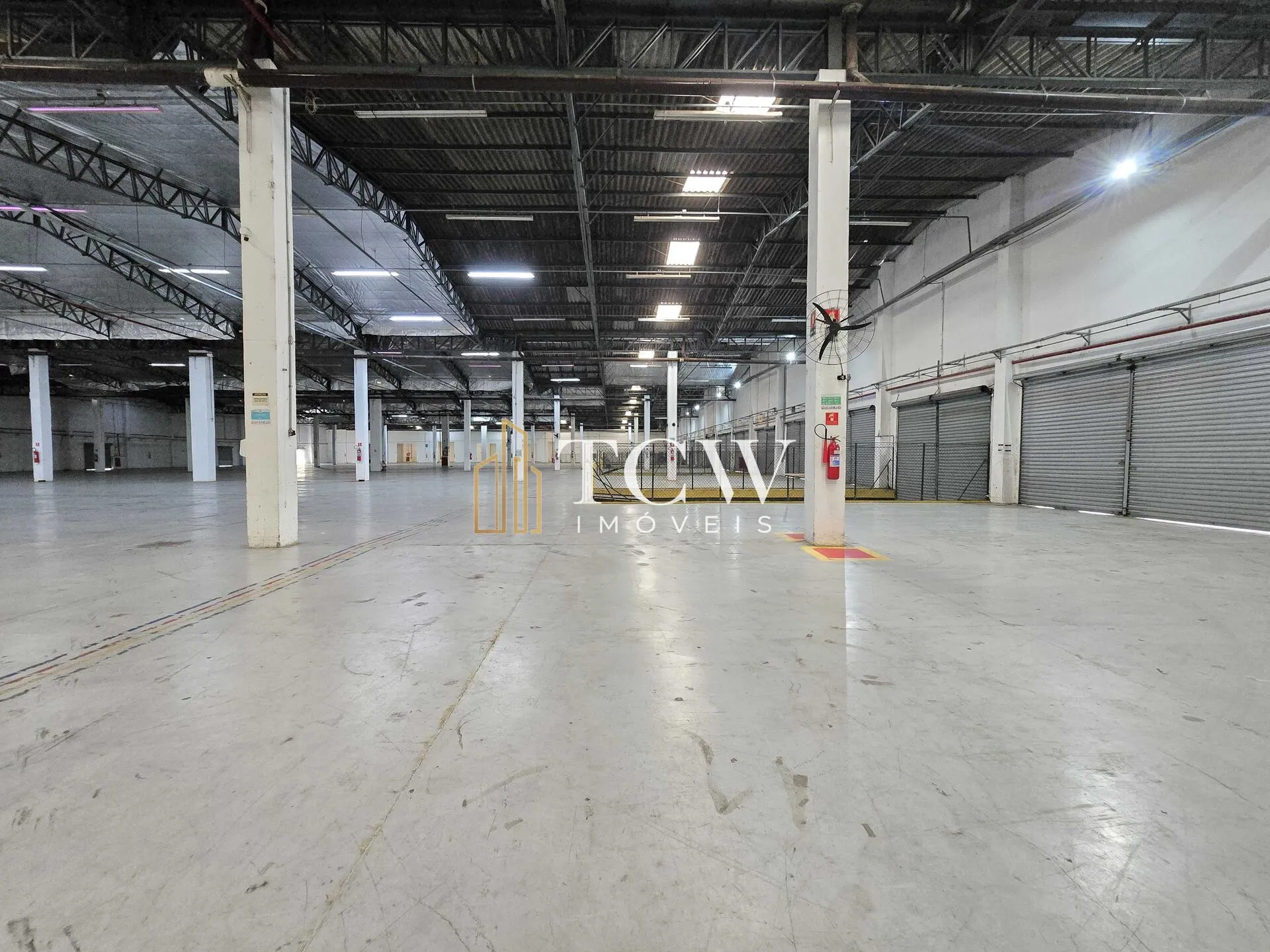 Imagem GALPÃO LOGÍSTICO PARA LOCAÇÃO | 9.507 m² | 37 DOCAS | AO LADO DA MARGINAL TIETÊ