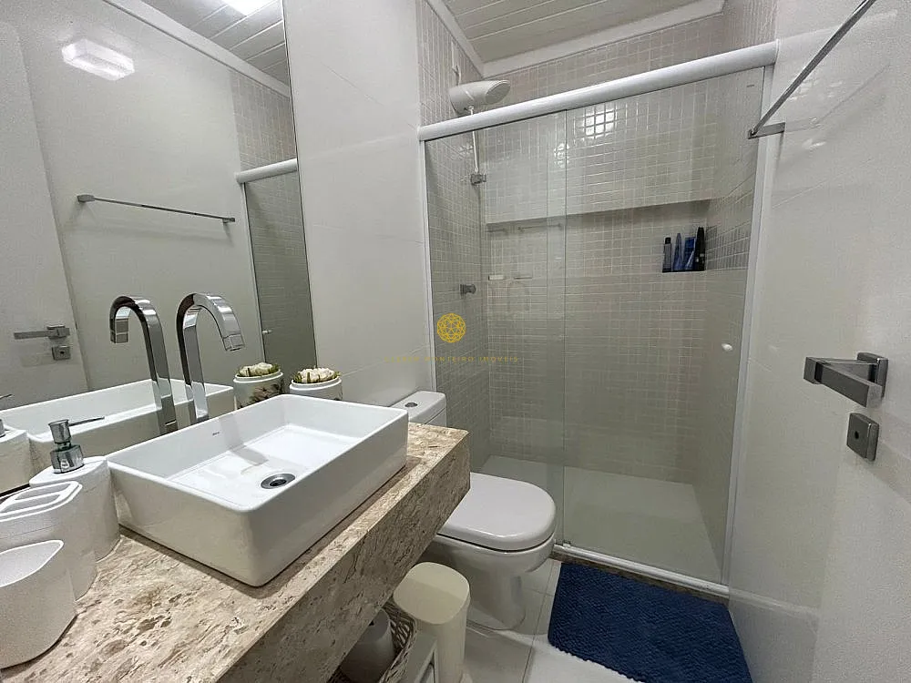 Imagem Casa em Guarajuba, 8 quartos com piscina, perto da praia
