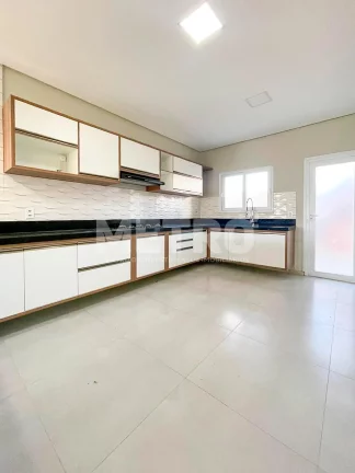 Imagem Casa para locação no Buona Vita com 3 quartos, planejados, PETROLINA