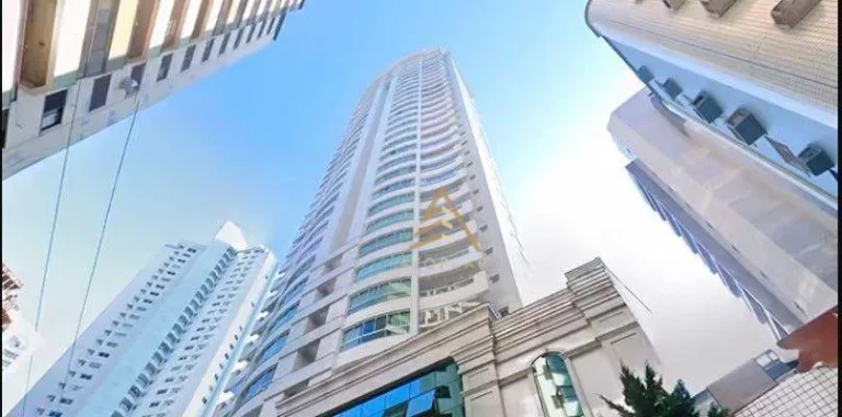 Foto do imóvel Apartamento com 3 dormitórios à venda, 138 m² por R$ 3.694.959,10 - Centro - Balneário Camboriú/SC