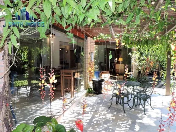 Imagem Casa Especial! Piscina aquecida, gourmet e muita natureza! Condomínio Top.