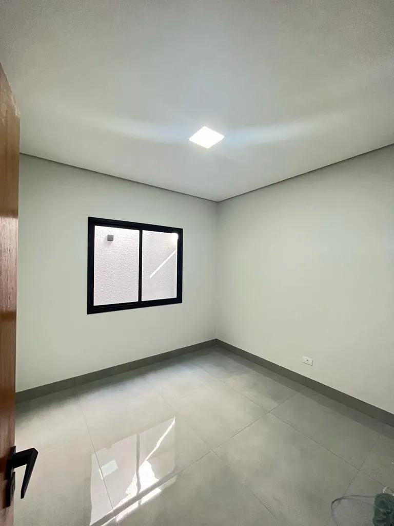 Imagem Casa 216m Umuarama-PR 135