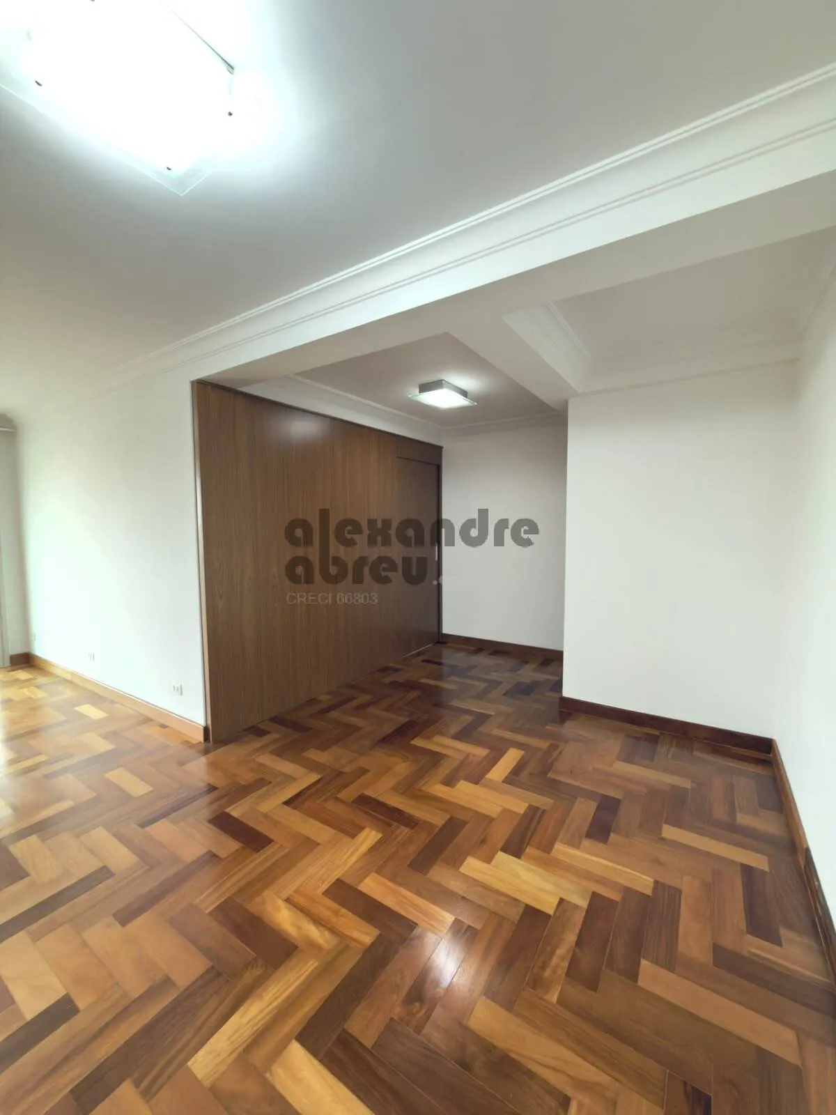 Imagem Apartamento com 2 dormitórios(1 suíte) 2 vagas em excelente localização.