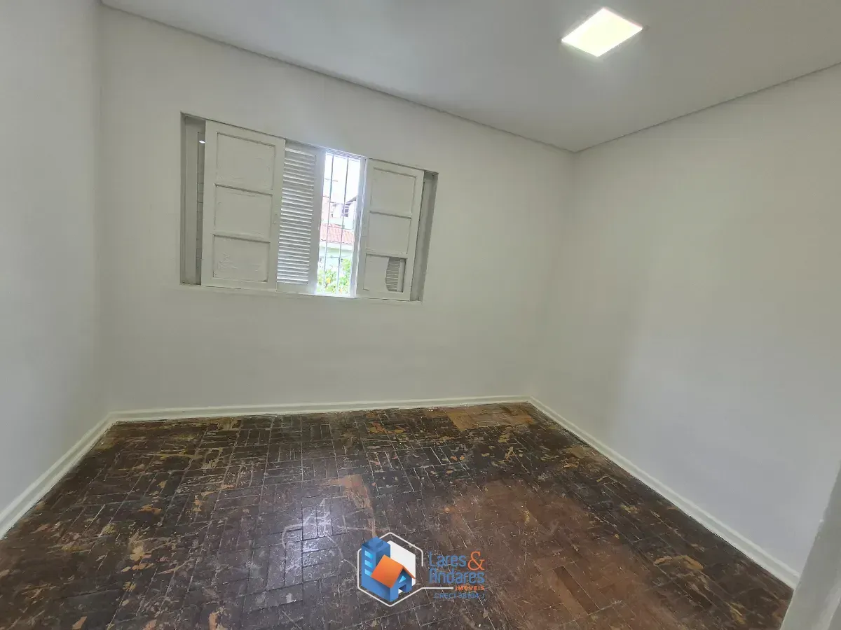 Imagem Sobrado para venda em Jardim Odete com 3 quartos, 140m²