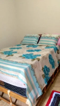 Imagem CASA GEMINADA MUITO BEM CONSERVADA EM OTIMO LOCAL